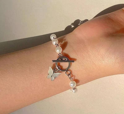 Elegant Butterfly Pearl Bracelet – Dainty & Stylish Jewelry