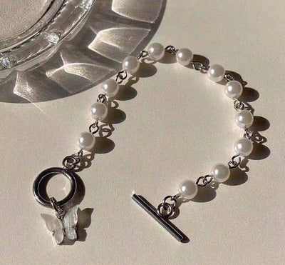 Elegant Butterfly Pearl Bracelet – Dainty & Stylish Jewelry