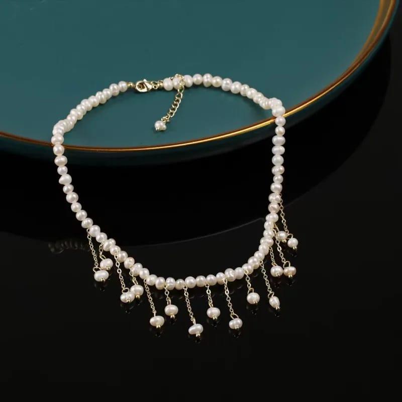 Elegant Pearl Necklace & Bracelet Set – Timeless Resin Jewelry